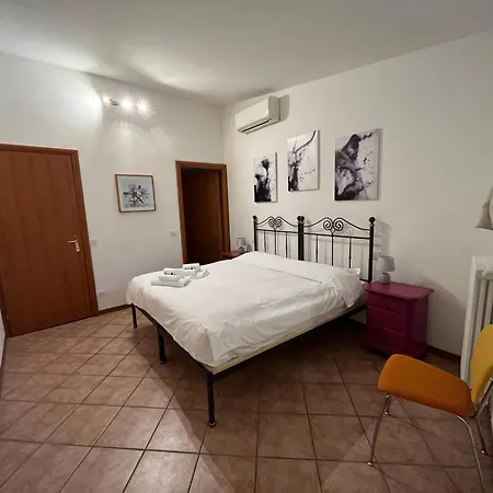 Residenza Montecchi شقة