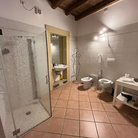 Residenza Montecchi شقة