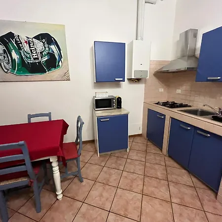 شقة Residenza Montecchi *