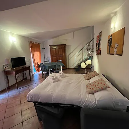 Апартаменты Residenza Montecchi Верона