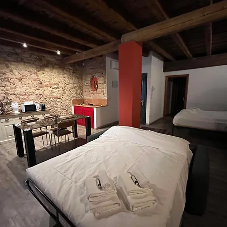 Residenza Montecchi Апартаменты *